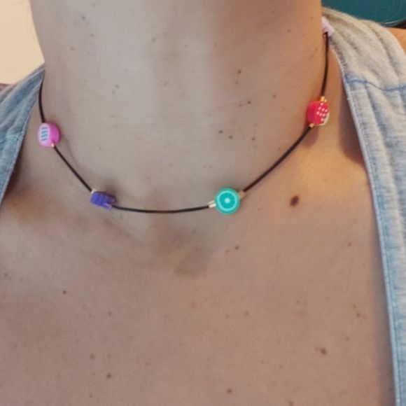 *2 / $15 * Handmade choker black fruits clay - Picture 3 of 7